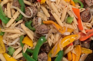 Penne Pasta, Italian Sausage, Bell Pepper, Sweet Peppers & Onions. And Mukbang Workout Challenge💪🏾