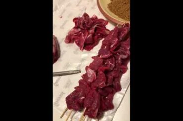 Eating  Nigerian🇳🇬  SUYA in. ITALY(happy Sunday  fam)