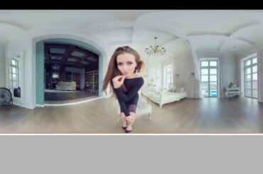 girls try - korean girls try authentic italian food [pizzas, pastas, lasagna, desserts]