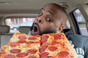 Eating the BEST Frozen Pizza In My Store