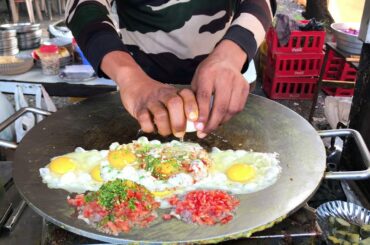 Italian Cheesy Omelette Curry - Finger licking Surat City Food  || Yummy Indian Street Food