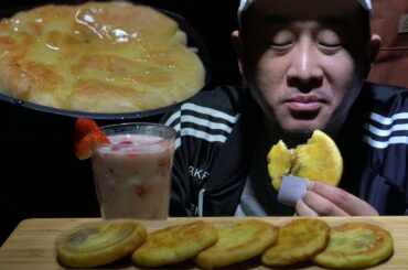 ENG] 호떡과 딸기라떼 먹방~ (호떡과 딸기라떼는 같이 먹지 마세요...안맞네요 둘이...) Mukbang eating show