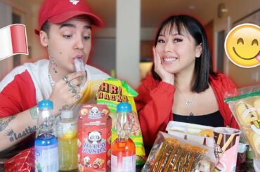 ITALIAN BOYFRIEND TRIES ASIAN SNACKS!