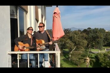 Balcony Neighbors - Breakfast Wine