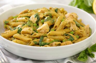 Cook with Me! | One Pot Pesto Chicken Penne | Quick + Easy Pantry Recipe
