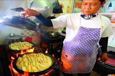 JAKARTA CHINATOWN STREET FOOD GUIDE - Fire Dumplings in Glodok!! Chinese Street Food in Indonesia