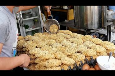 Thai Street Food - SEAFOOD GRAVY NOODLES & SHRIMP FRIED RICE Bangkok Thailand