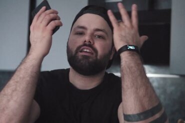 Psychedelic Quarantine Cooking (Anchovies Pasta)