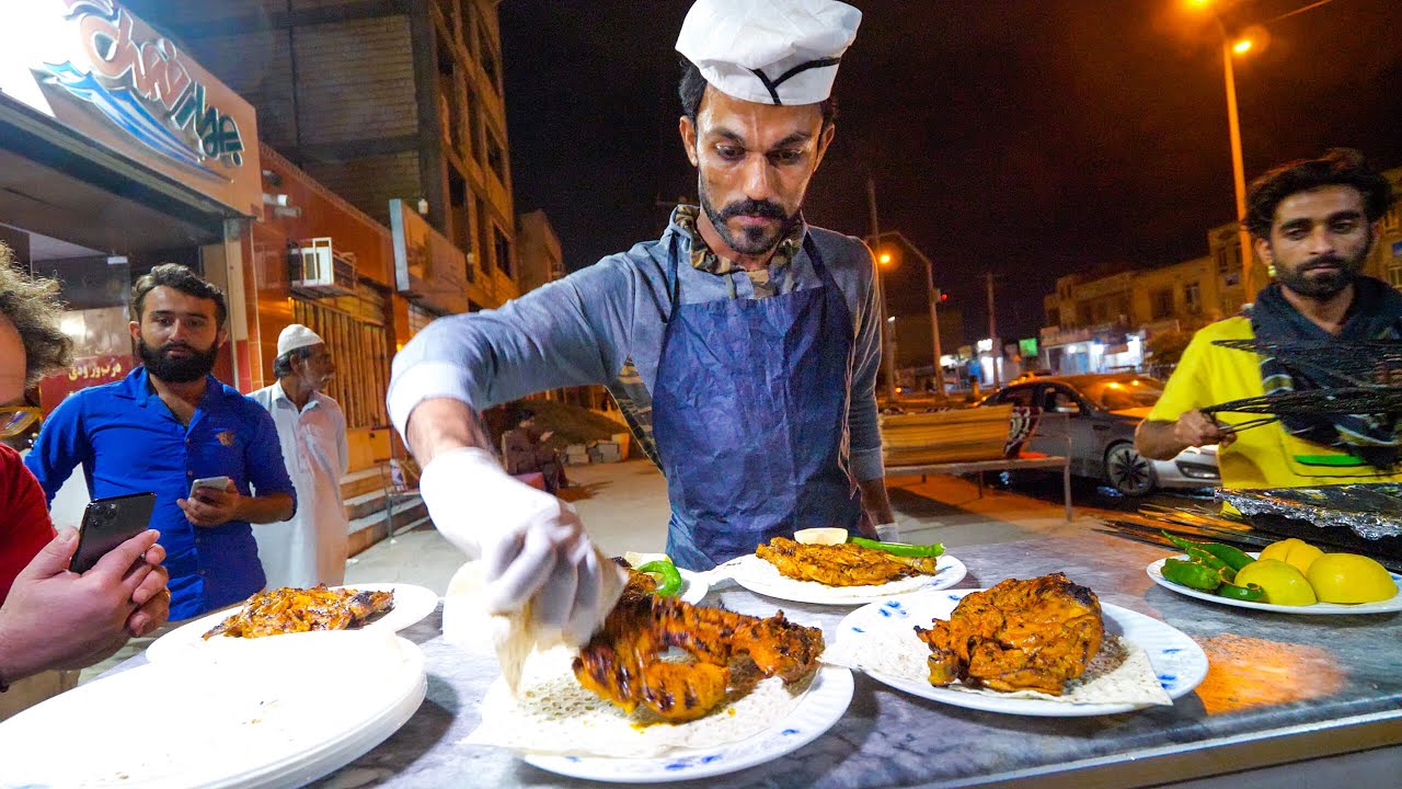 Street Food Balochistan!! 🌶️ SPICY CHICKEN CHEF + Visiting MARS in Chabahar, Iran! Street Food Balochistan!! 🌶️ SPICY CHICKEN CHEF + Visiting MARS in Chabahar, Iran!
