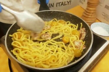 Italian Food al tuo a fianco in cucina 02   Bigoli con salsa di pomodorini gialli mozzarella e sfila