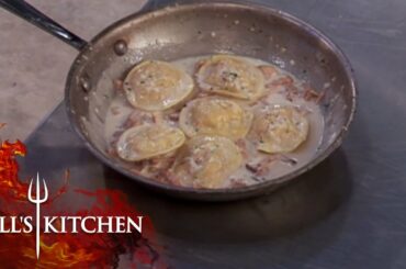 Chef Mistakes Crab For Lobster | Hell's Kitchen
