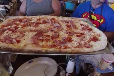 EPCOT - Eating at Via Napoli Italian Restaurant