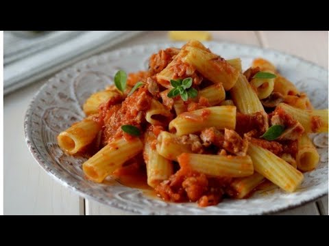 Pasta Trafilata al Bronzo Con Tonno Ricetta| Italian Dish Pasta Trafilata Al Bronzo con Tonno Recipe Pasta Trafilata al Bronzo Con Tonno Ricetta| Italian Dish Pasta Trafilata Al Bronzo con Tonno Recipe