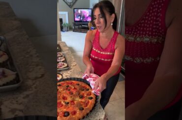 Stellas Secret Italian recipes : Italian focaccia bread