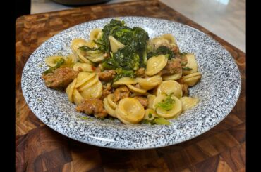 BEST AUTHENTIC ITALIAN SAUSAGE AND BROCCOLI RABE PASTA, FRIARIELLI BROCCOLETTI RAPINI ORECCHIETTE