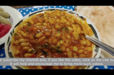 White Beans with Onion and Tomato Sauce