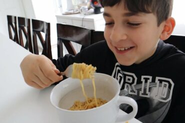 How To Eat Unhealthy Noodles - Mukbang by Arqa - Heghineh Family Vlogs