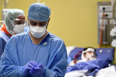 More than 11,000 Italian health workers infected