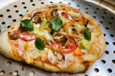 Lockdown Cooking with Laura-Episode 8-Flatbread Pizza