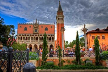 Italy Pavilion Area Music - Funiculi, Funicula