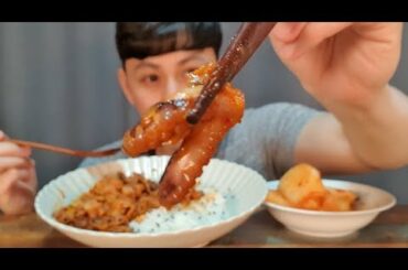 Spicy webfoot octopus, spicy pork ASMR::Mukbang::Social eating