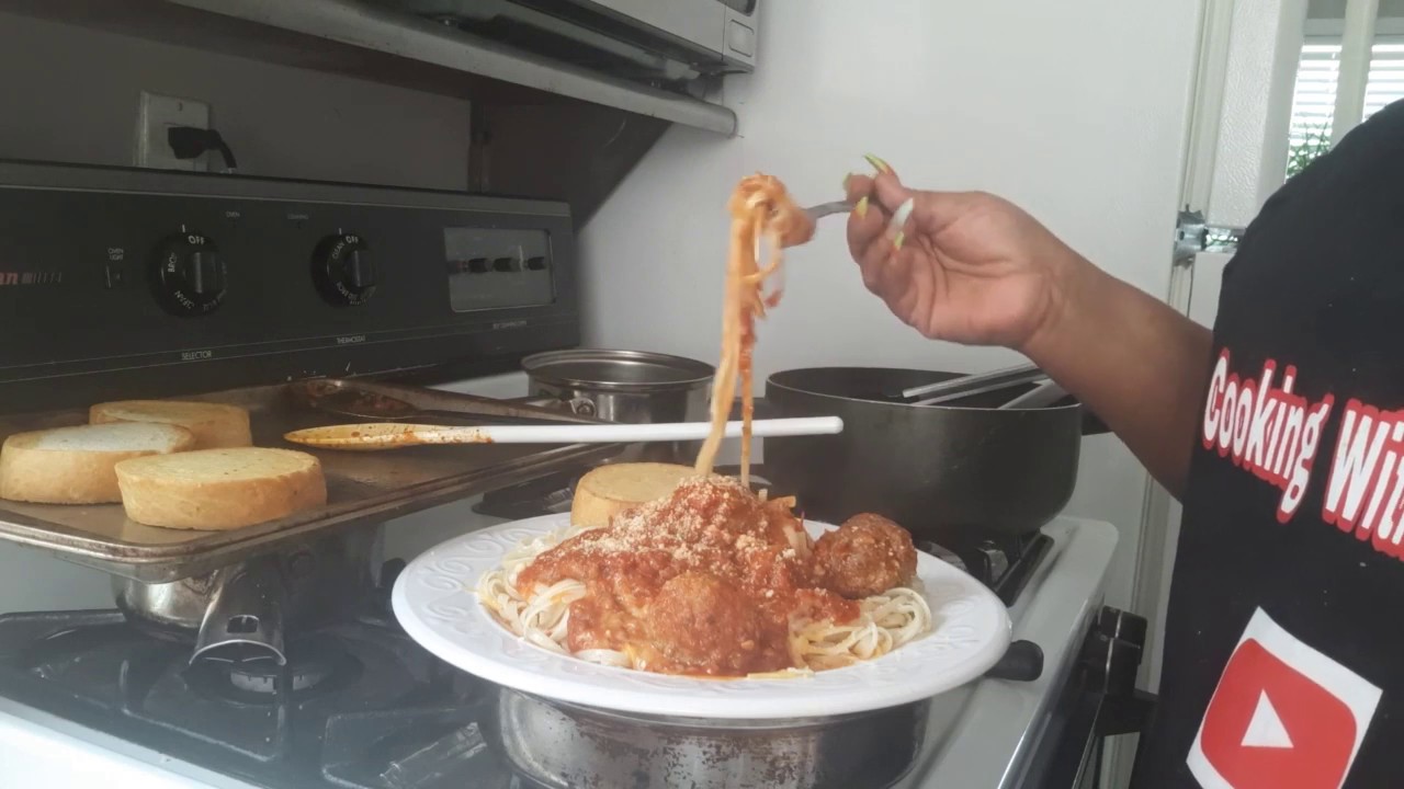 BEST ITALIAN DISH | HOMEMADE MEATBALL DISH| QUARANTINE COOKING BEST ITALIAN DISH | HOMEMADE MEATBALL DISH| QUARANTINE COOKING