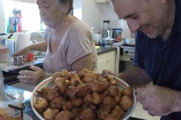 Whiting Feed Cookup! & Mum Cooks Me Italian Donuts Zepele!