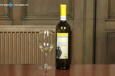 Tetramythos Retsina from Greece, wine review