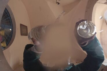 Quattru. Pickling hyacinth bulbs.