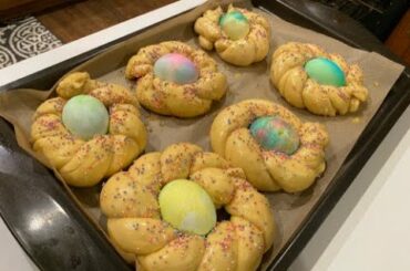 Leo's Amazing Kitchen - Episode 2 - Easter Bread