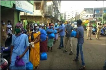 WATCH: MMC workers given free essential food items