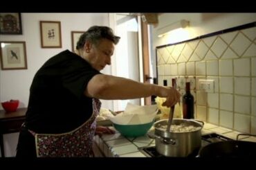Sicily: Why Anthony Bourdain is on the lookout for a grandma (Parts Unknown, Italy)