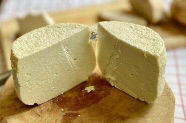 Italian CACIORICORRA CHEESE recipe - How to make Cheese at home - lockdown recipe