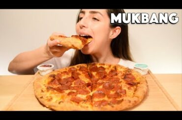 Dominos PEPPERONI Pizza [Mukbang Eating ASMR] 🍕
