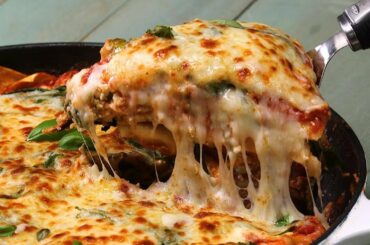 The Most AMAZING LASAGNA Recipe In 1 Minute