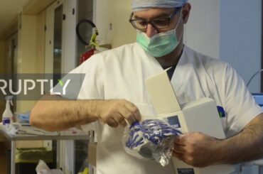 Italy: ICU workers hard at work as Bologna hospital battles COVID-19