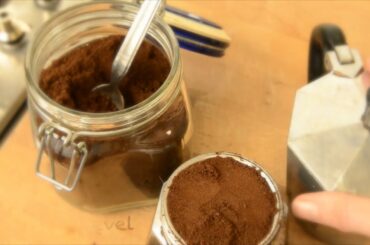 How to make Italian coffee with a Moka