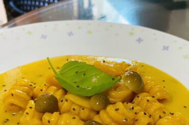 Gnocchi in corn purée