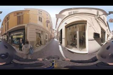 Discover the Italian food via a VR glasses
