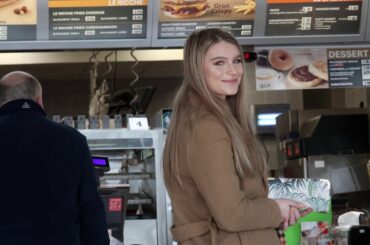 Ordering food at Naples Airport - Italy