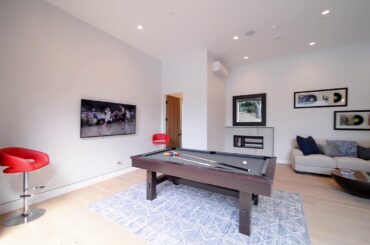 Brand New 8,200 sq. ft. Modern Marvel in Tarzana!