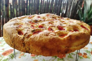 Focaccia al forno con i pomodori Pachino ricetta