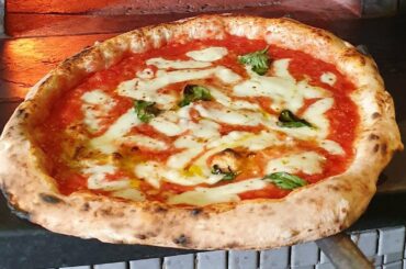 🔴 Easy PIZZA DOUGH AT HOME - Quarantine Cooking Classes