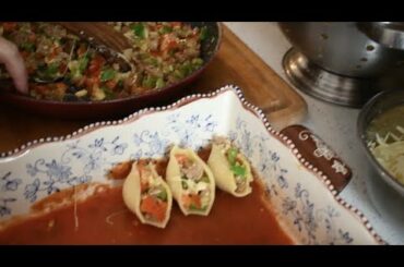 The Best Stuffed Pasta Shells! Jerri-ellen Cooking with Neighbors