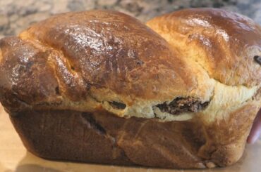 Cozonac  (Traditional Romanian Recipe, similar with  the Italian Pannetone)