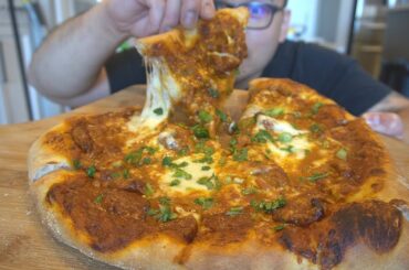 The Perfect BUTTER CHICKEN PIZZA