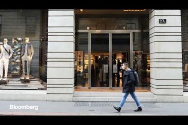 Italy's Fashion, Auto Sectors Set to Exit Lockdown First