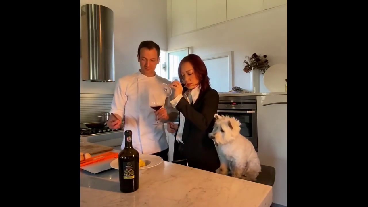 Authentic carbonara spaghetti recipe with italian wine pairing (English and Chinese) Authentic carbonara spaghetti recipe with italian wine pairing (English and Chinese)