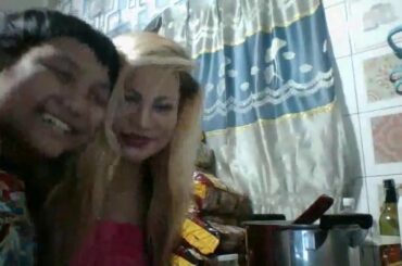 COOKING PASTA WITH, CHICKEN & MINCED PORK  WITH TOMATO! ITALIAN STYLE.