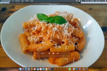 LAGAL RASTGO XWARDNI ITALY, PASTA BA BIBARI SOR E TAMATA